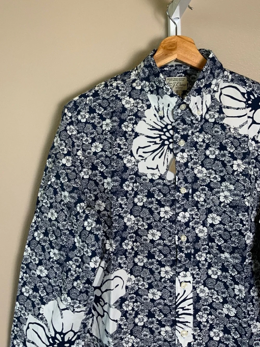 J. Crew Slim Stretch Secret Wash Cotton Poplin Button Down Shirt Hydrangea Print